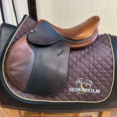 Butet 17" Deep Seat Jump Saddle