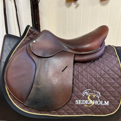 Butet 17.5" Deep Seat Jump Saddle